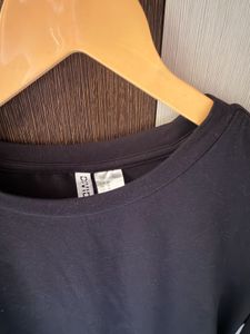 Black Ruched Sleeve Top