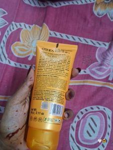 Oshea Herbals SPF 50 Sunscreen