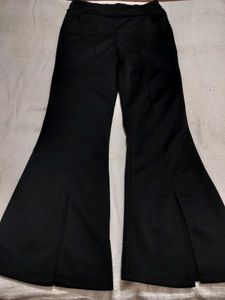 black flared trouser 🖤