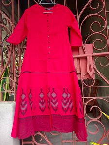 New Avaasa Brand Beautiful Embroidered Kurta