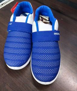 👟 NEW Blue And White Sneakers 👟