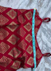 Elegant Red &amp; Gold Kurta Set