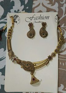 Antique Gold Necklace & Earring Set