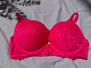 La senza Vibrant Pink Lace Bra