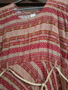 Anarkali kurti in maroon and golden colour