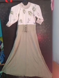 Elegant Floral Print Ethnic Gown