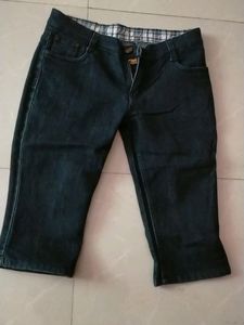 3/4 👖 Jeans For Girls.