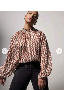 H&amp;M Printed Long Sleeve Top