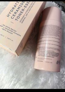 HYPHEN Hydrating milky Toner-Essence