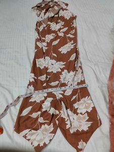 Gown With Little Damage Which Can Be Tailored