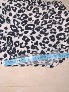 Shorts- leopard print