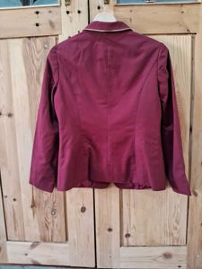 Chic Burgundy Blazer