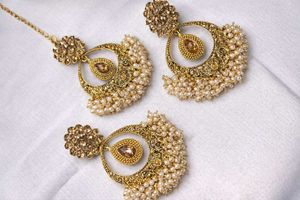 Elegant Pearl & Stone Earring Set with Maang Tikka