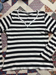 Ribbed Stripped Tee