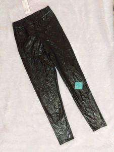 🍒Shiny Leather Leggings🍒