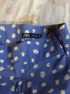 Blue Daisy Print Flare Pants