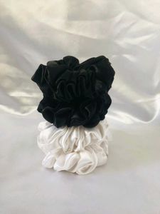 Black & White Satin Scrunchie Set