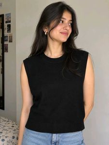 Black Sleeveless Knit Top