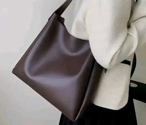 Tote Brown stylish spacious handbag for womens