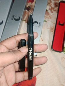 6 PEN with 3 Note PAD free