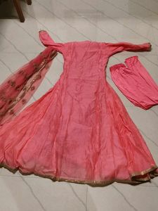 Elegant Pink Embroidered Kurta Set with Dupatta