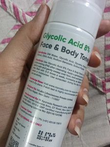 CosIQ Glycolic Acid Face &amp; Body Toner