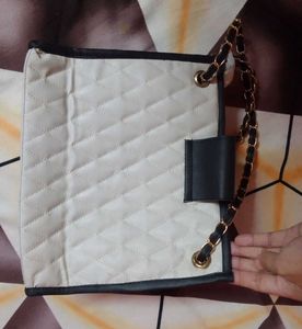 Quilted Chain Shoulder Bag