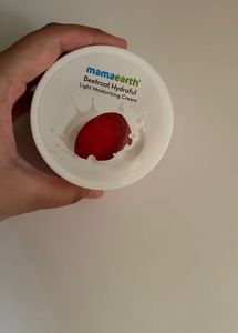 Mamaearth Beetroot Hydraful Moisturizing Cream