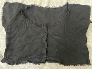 black lace trim crop top