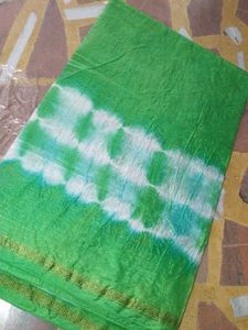 Beautiful Green Saree with Tie-Dye Print