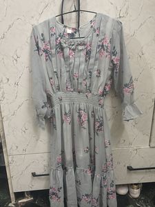Chic Floral Print Dress