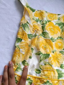 Charming Yellow Floral Sleeveless Dress