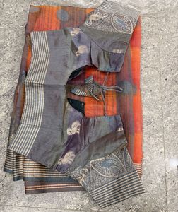 Elegant Cotton Saree with Checkered Pattern
