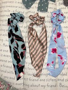 Assorted Combo Of 12 Hair Accessories