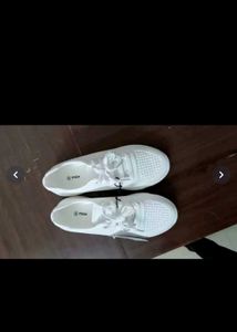 Max Men Textured Lace-Up Sneakers