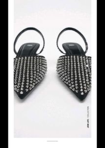 100% original new Zara Pointed Studded Heels