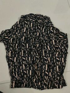 New-like Shirt With NO stains Or Any Damage