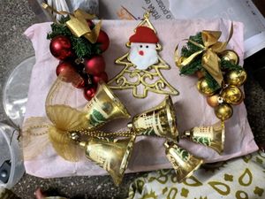 Christmas Decorations Items And Canale.