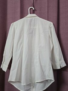 Wills White Collared top