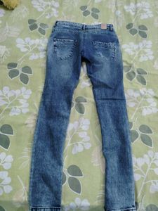 Stylish Blue Denim faded Jeans
