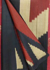 Silk Saree with Geometric Pattern