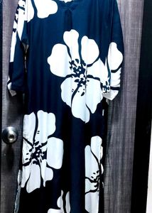 Elegant Navy Blue Kurta with White Floral Print
