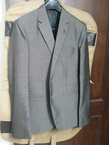 Classic Grey Suit Jacket with cot n pent 32 size