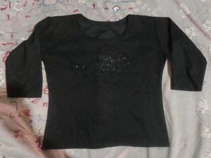 Black basic crop top