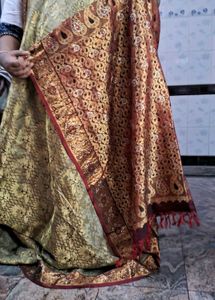 Gorgeous  Olive With Golden Mix. Pure Silk Saree