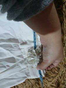 H&amp;M Capri White Pants