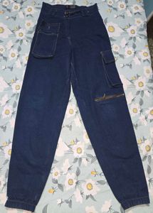 Stylish Dark Wash Cargo Jeans