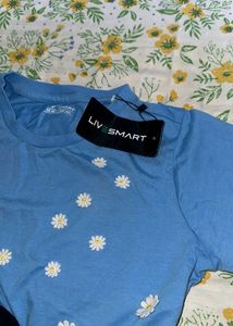 Cute Daisy Print Blue T-Shirt