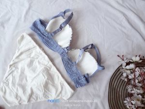 Lace Detail Lingerie Set