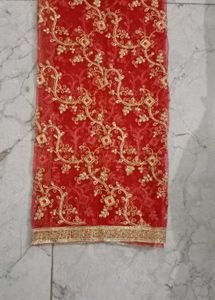 Red Chunri